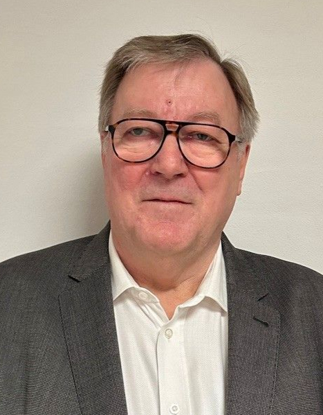 Knus Erik Kjærsgaard, formand 